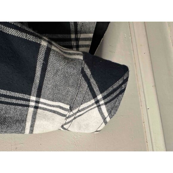 Eddie Bauer Flannel Snap Shacket Womens XXL Navy White Buffalo Plaid Long Sleeve - Picture 4 of 13